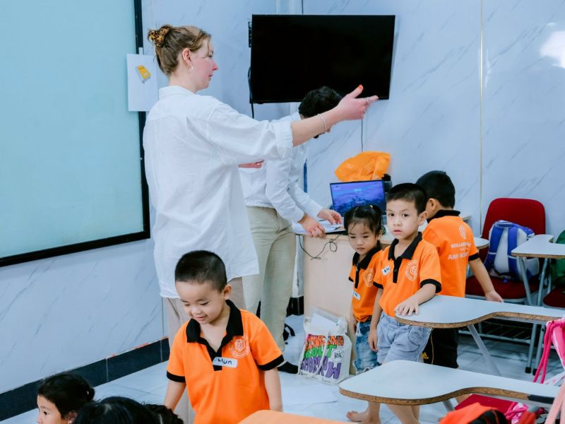 Lợi ích của khóa học tiếng Anh cho trẻ mầm non