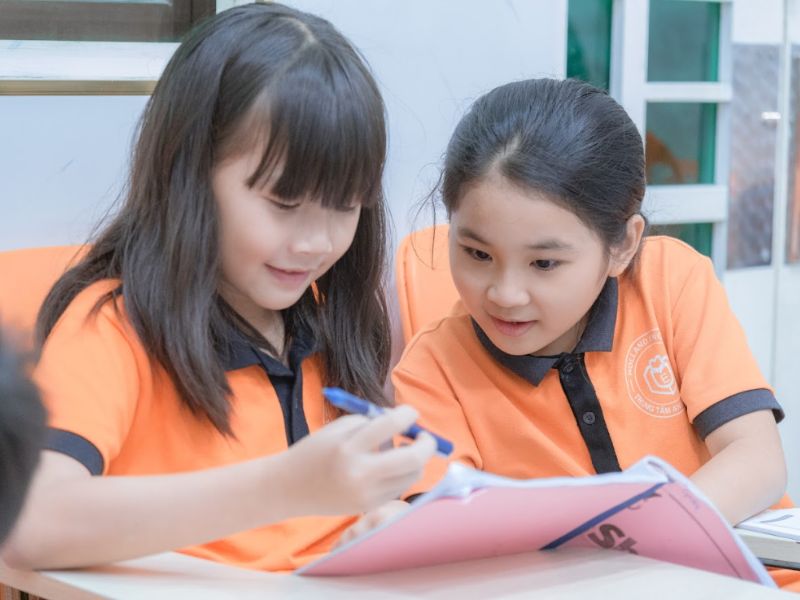 Lựa chọn khóa học luyện chứng chỉ Flyers uy tín ở đâu?