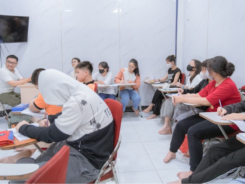 Cẩm nang luyện thi IELTS ở Bình Dương tự tin chinh phục cả 4 kỹ năng