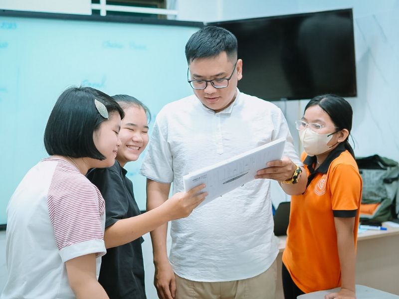 Đâu mới là trung tâm luyện thi IELTS tốt nhất Thuận Anh – Học sâu kiến thức hay luyện đề nhiều
