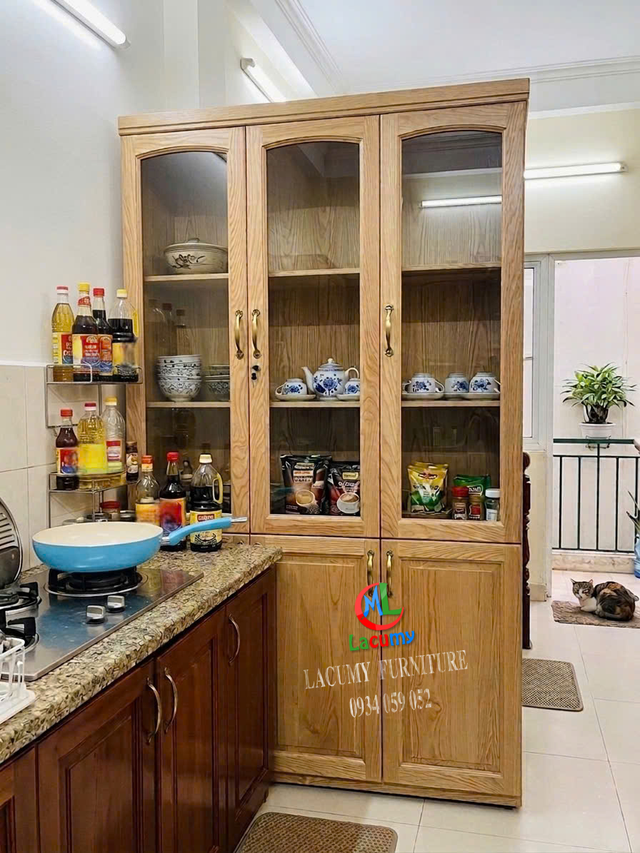 TỦ TRƯNG BÀY 1M2 GỖ TẦN BÌ (SỒI NGA) 3 CÁNH - TTB02