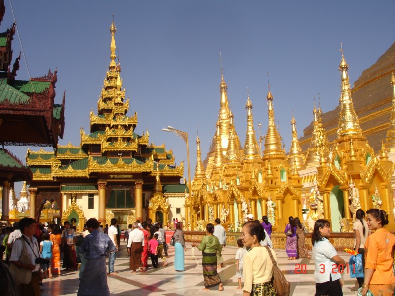 PHONG TỤC TẬP QUÁN CỦA NGƯỜI MYANMAR