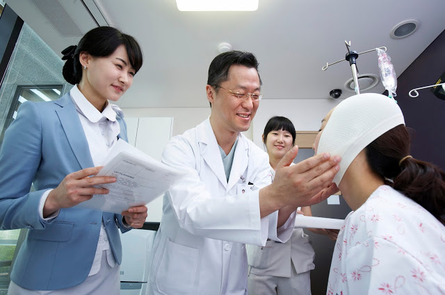 Người Việt có thể chữa bệnh và phẫu thuật thẩm mỹ tại bệnh viện Hàn Quốc