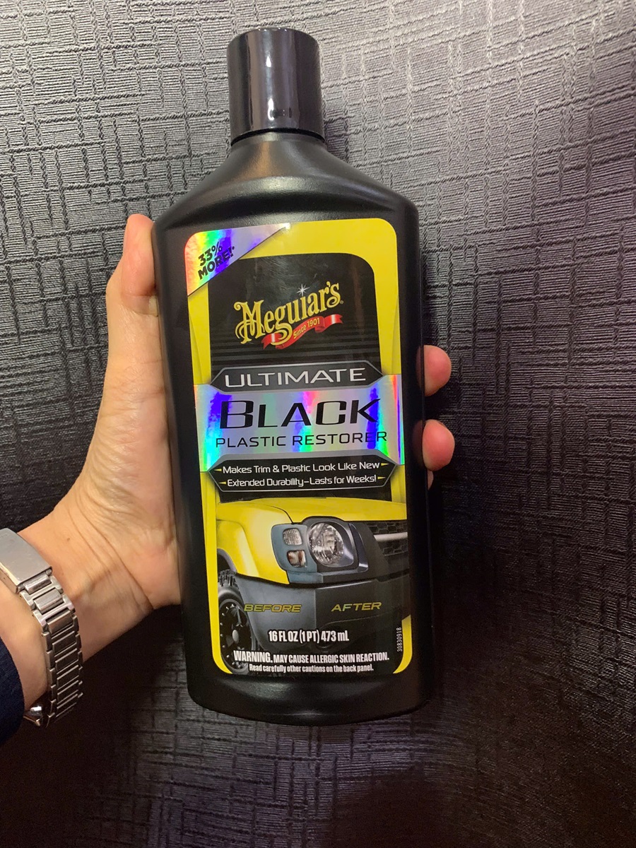 Kem phục hồi và dưỡng nhựa ngoại thất ô tô Meguiars  Ultimate Black Plastic Restorer 473ml