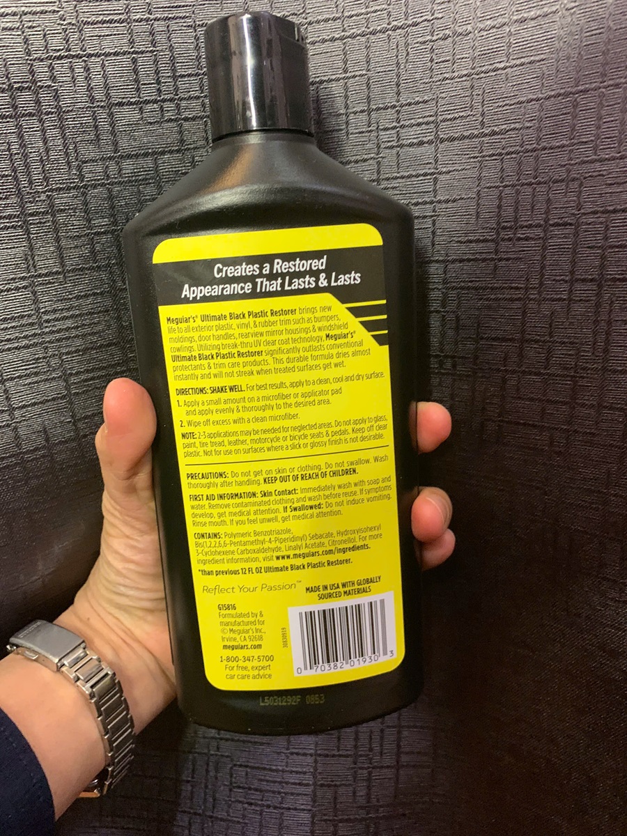 Kem phục hồi và dưỡng nhựa ngoại thất ô tô Meguiars  Ultimate Black Plastic Restorer 473ml