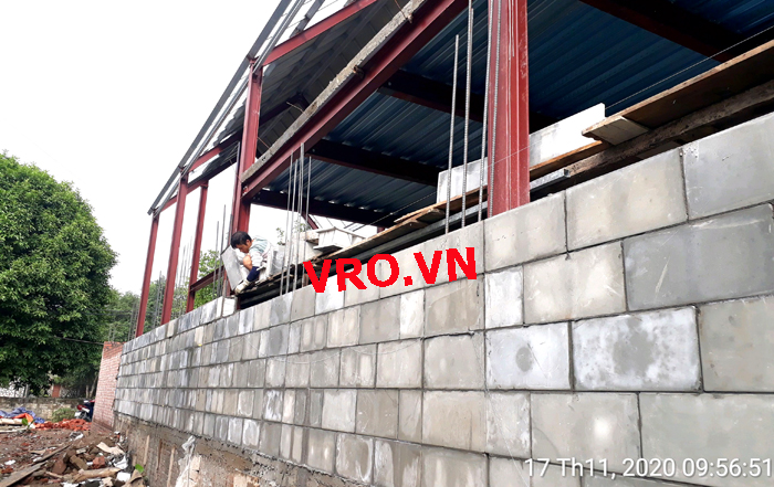 gạch_VRO