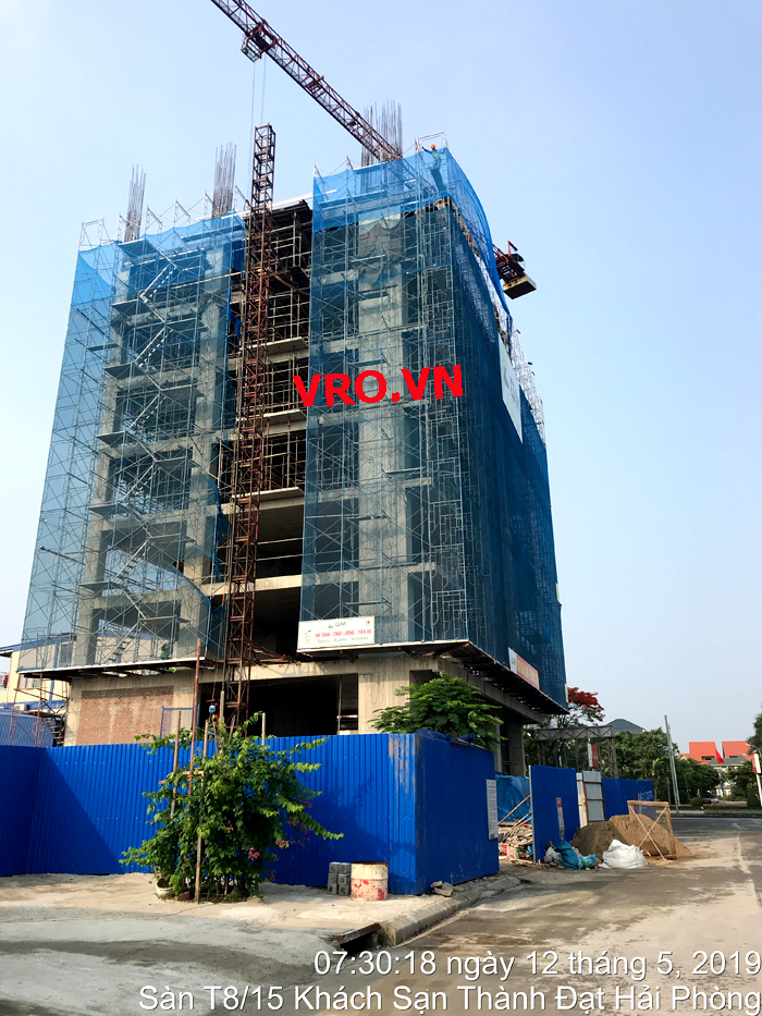 san-phang-vuot-nhip-lon