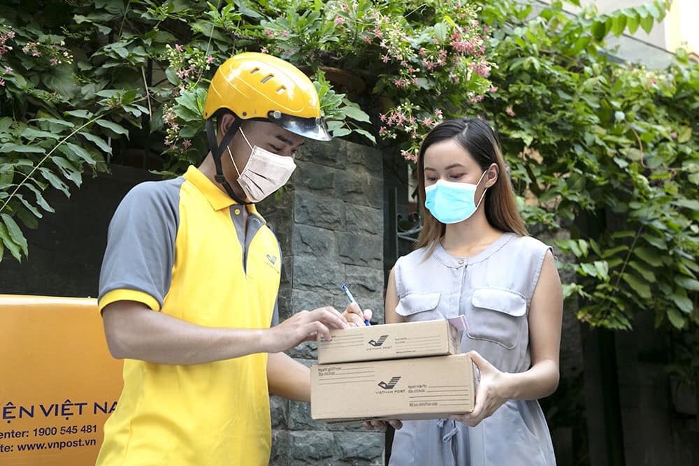 Vietnam Post đảm bảo tổ chức sản xuất tại các khu vực bị ảnh hưởng do dịch Covid-19