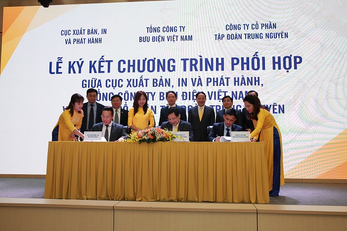 Vietnam Post hợp tác triển khai kế hoạch phát triển văn hóa đọc trong cộng đồng