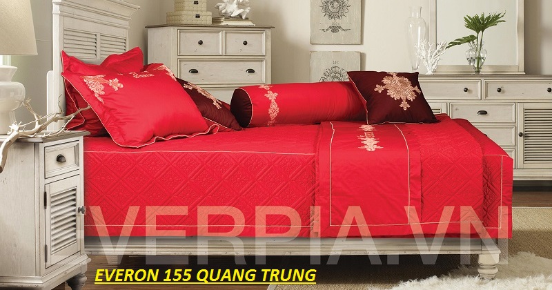 Top 4 bộ chăn ga gối Everon, bộ Artemis màu đỏ hot trong mùa cưới