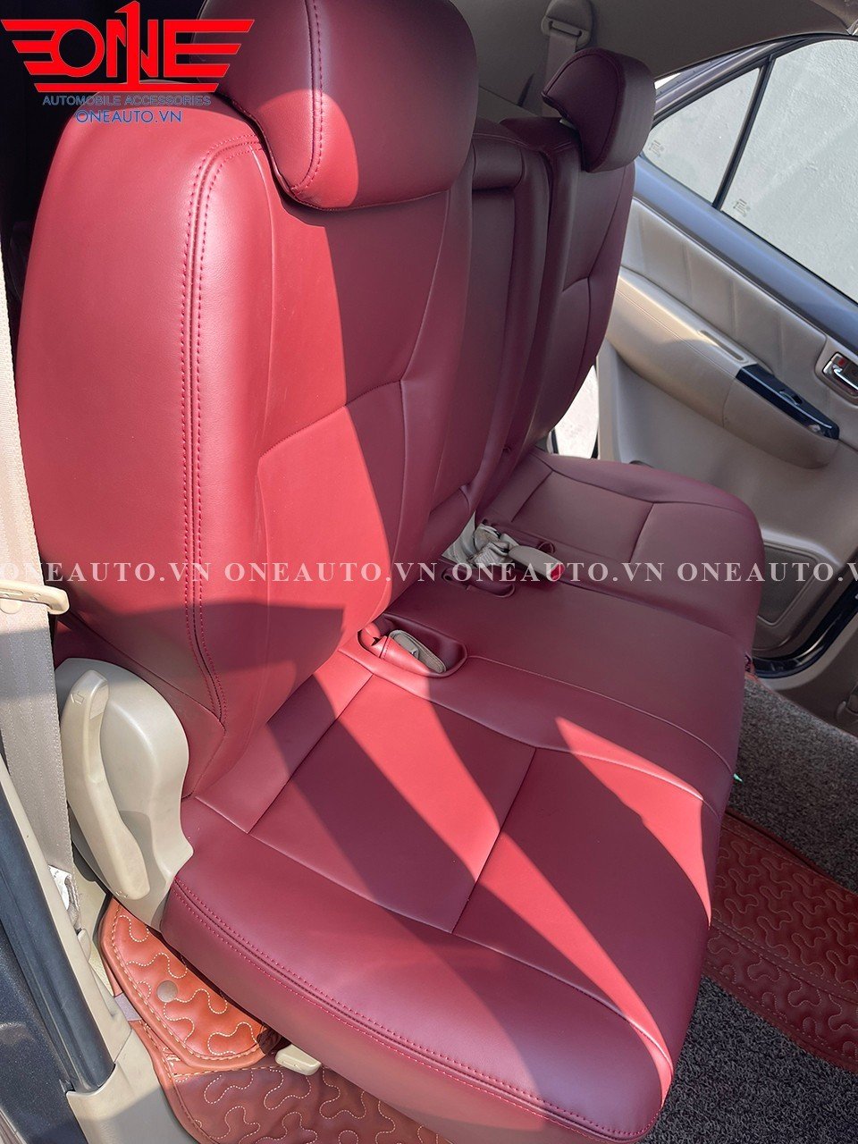 Bọc Ghế Da Ô Tô Toyota Fortuner 2013