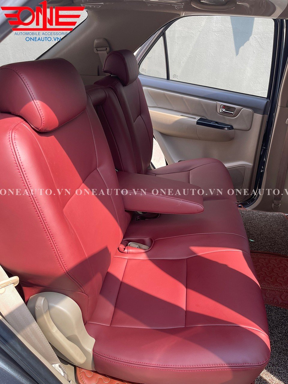Bọc Ghế Da Ô Tô Toyota Fortuner 2013