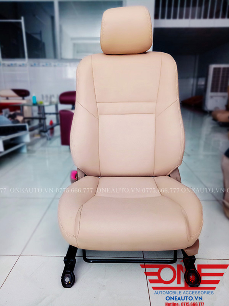 Bọc Ghế Da Công Nghiệp Toyota Fotuner 2008