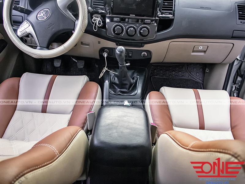 Bọc Ghế Da Ô Tô Toyota Fortuner 2013