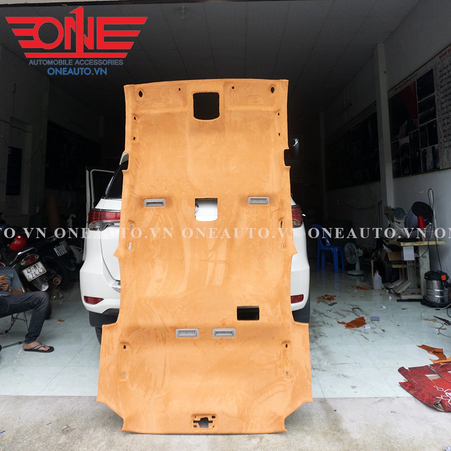 Bọc trần da lộn ô tô Toyota Fortuner