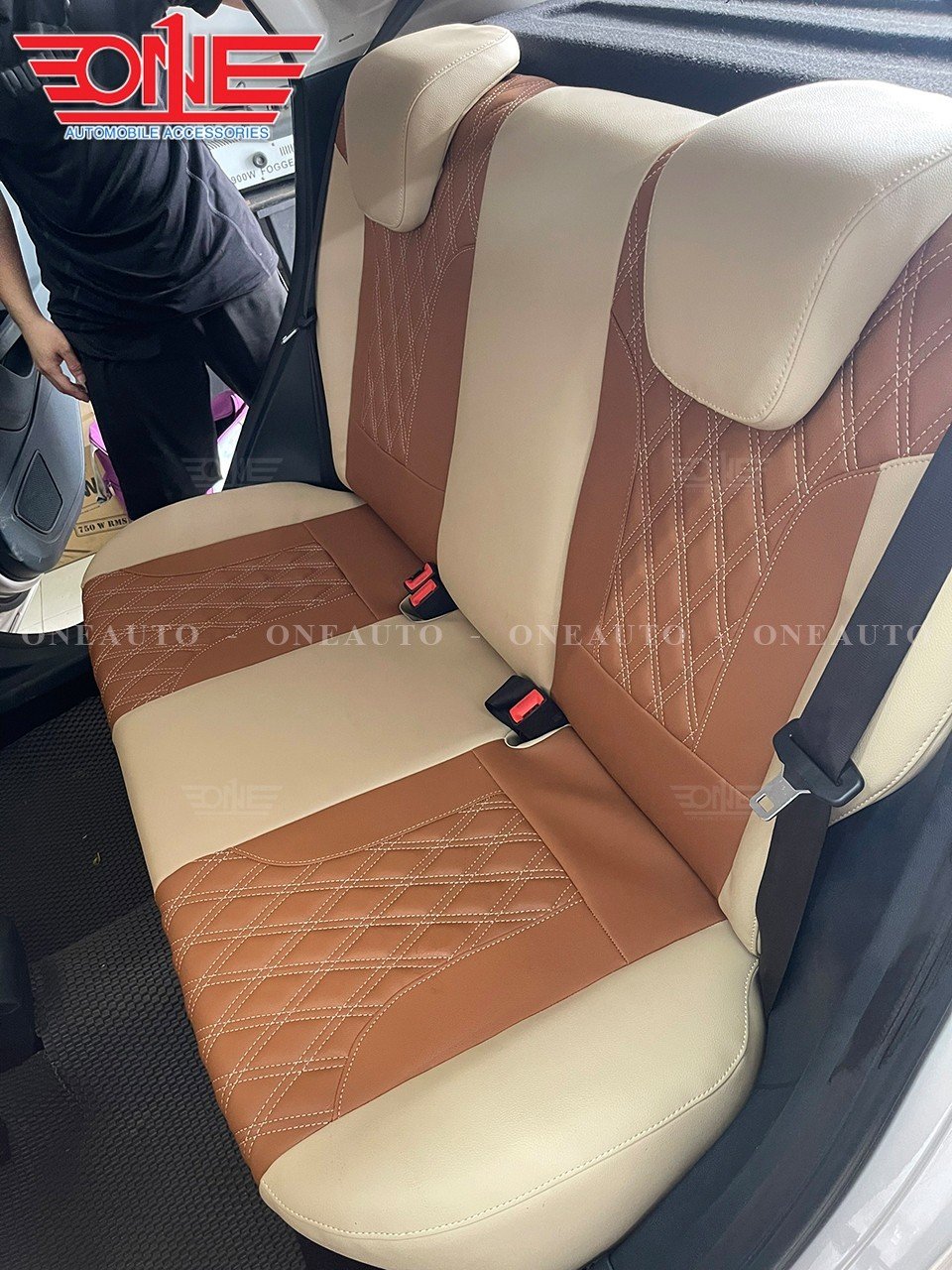 Bọc ghế da ô tô Ford Fiesta Giá Rẻ Biên Hoà