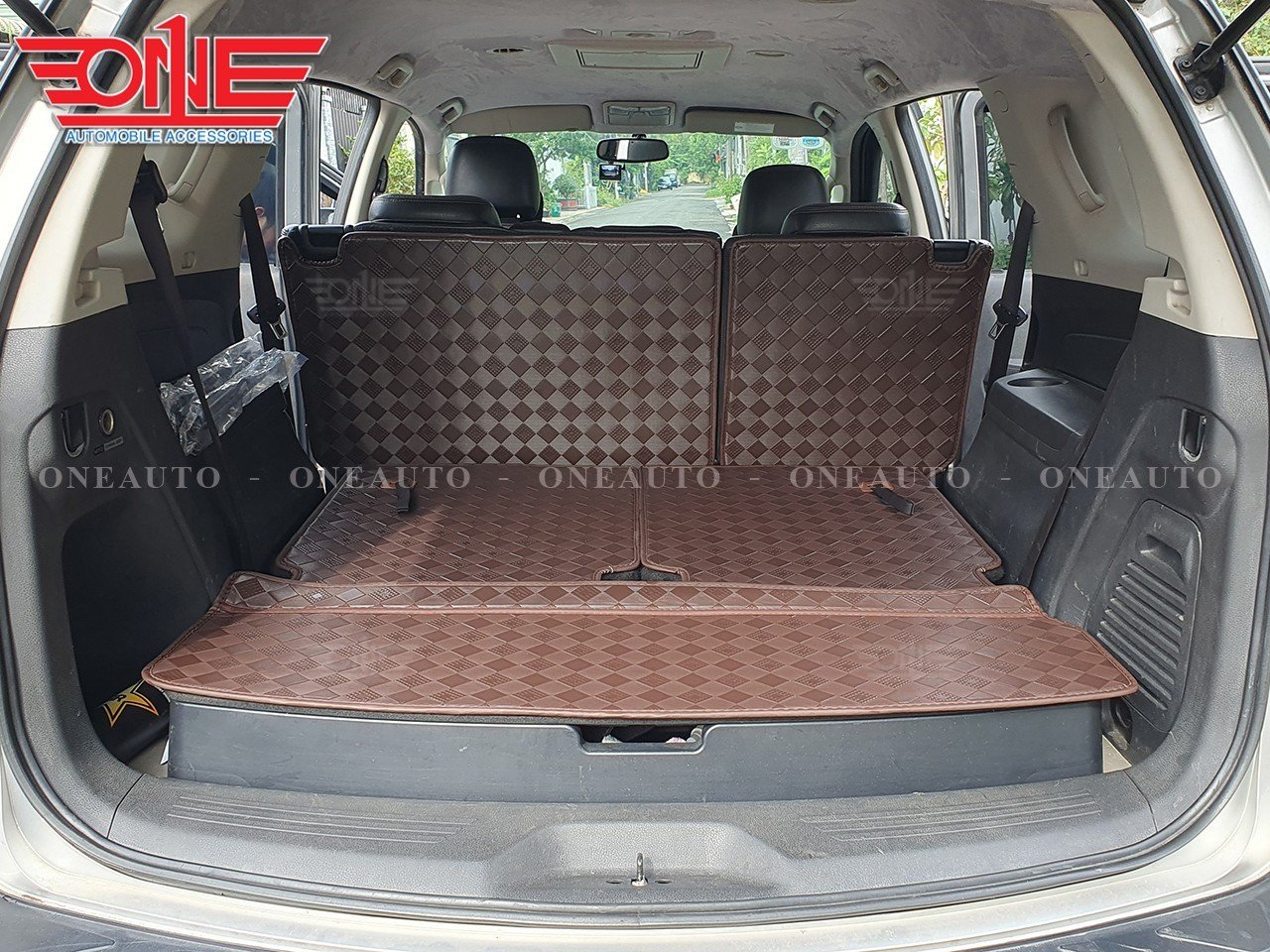 Thảm lót cốp cho xe Isuzu Mu-X 2016