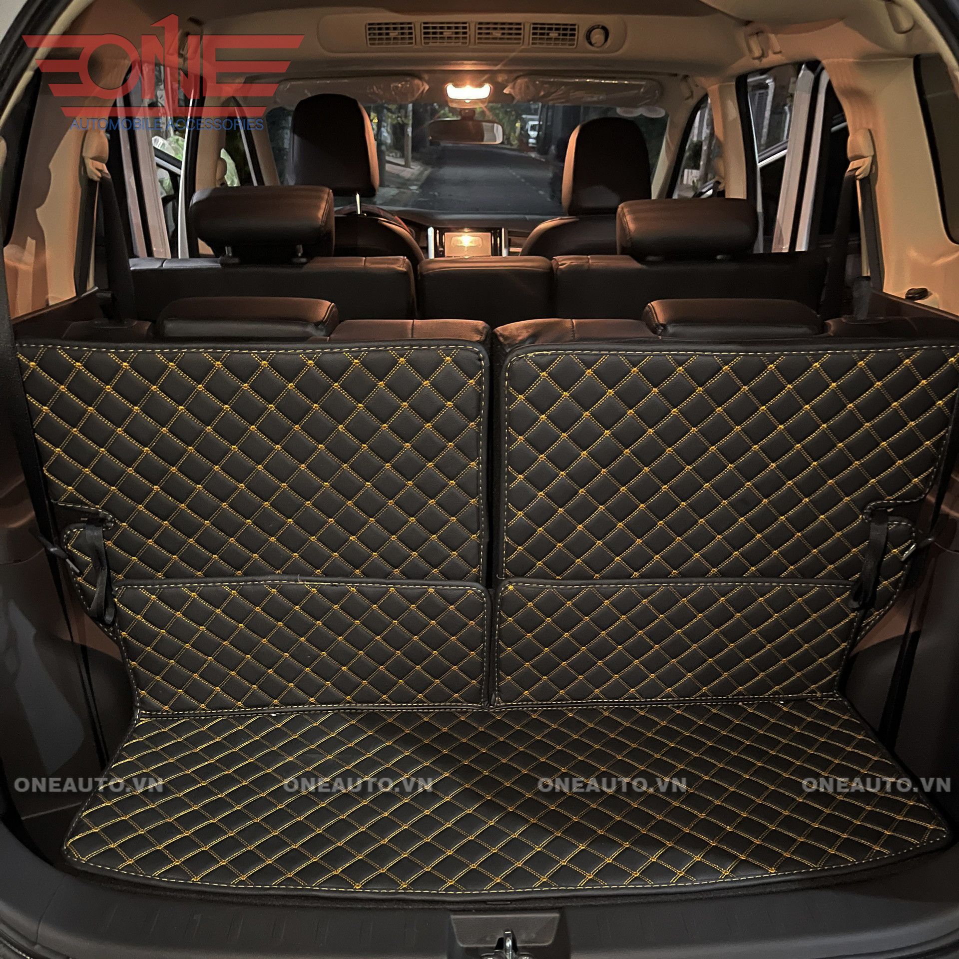 Thảm Lót Cốp Ô Tô Mitsubishi Xpander 2020