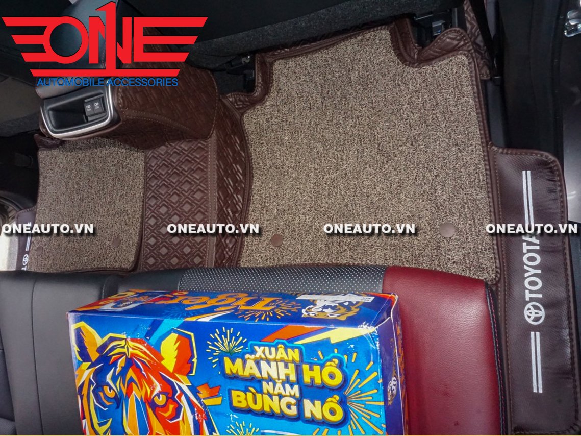 Thảm lót sàn ô tô 8D Toyota Fortuner Legender