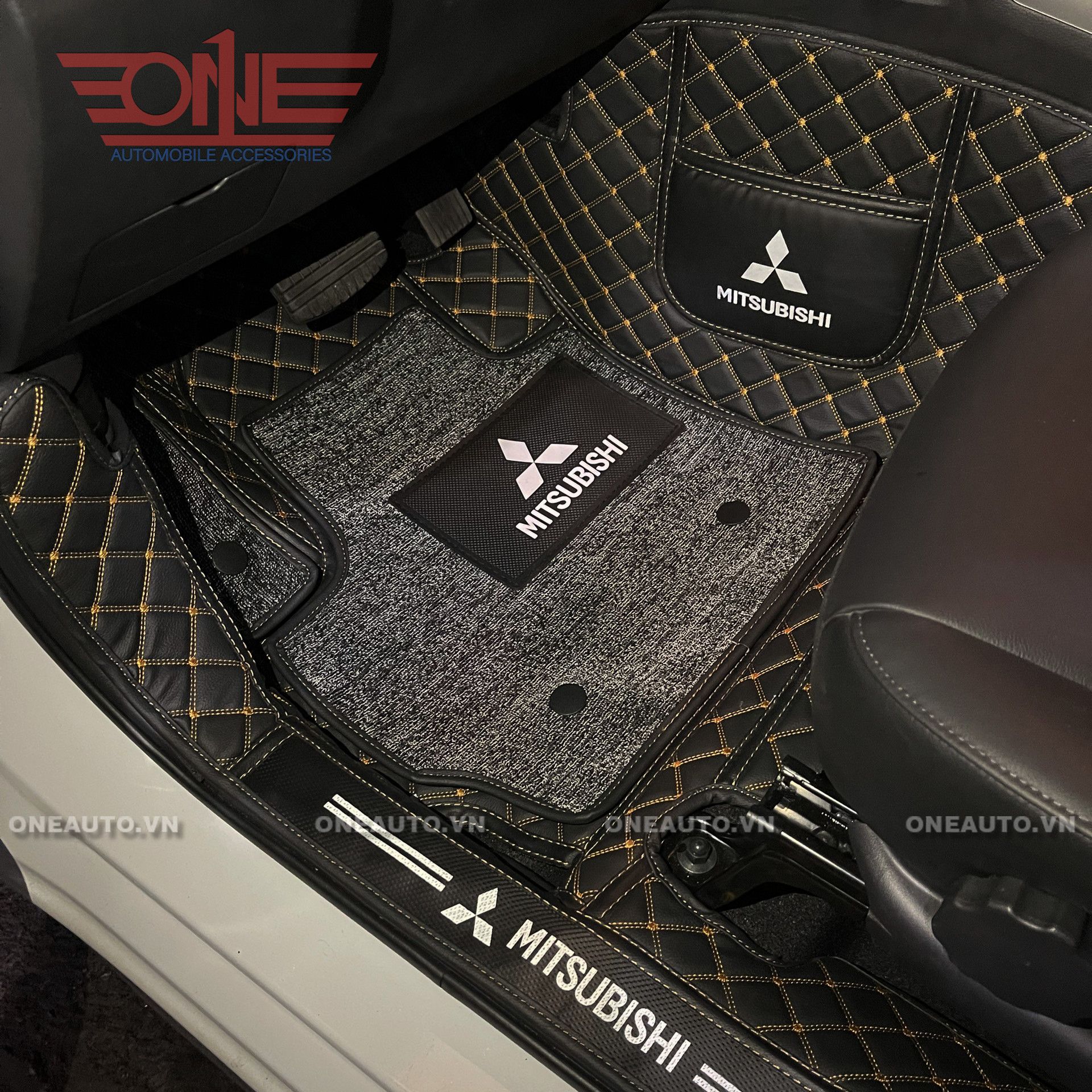 Thảm lót sàn ô tô 8D Mitsubishi Xpander Full viền cửa