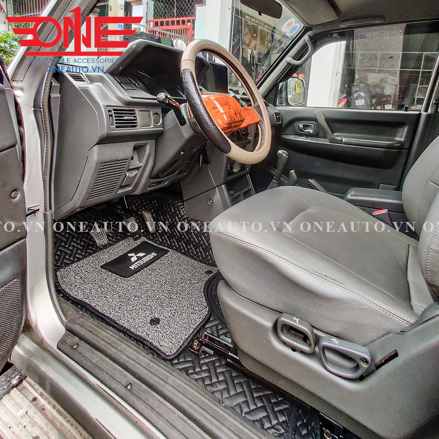 Thảm lót sàn ô tô 360 độ xe Mitsubishi Pajero