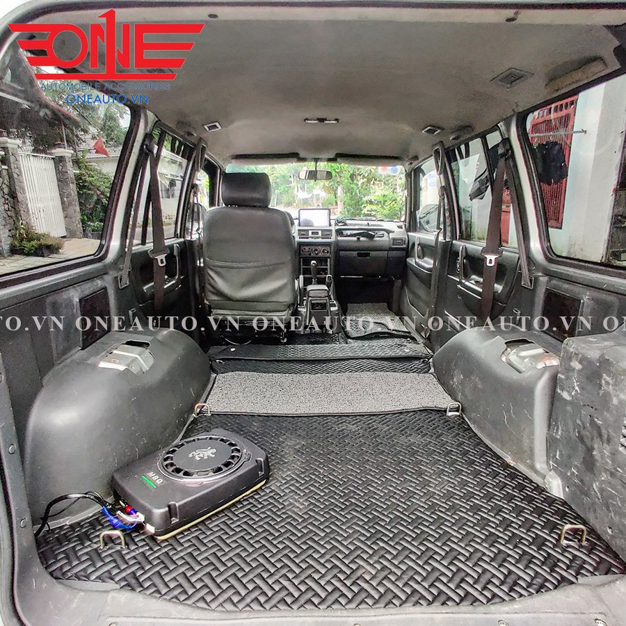 Thảm lót sàn ô tô 360 độ xe Mitsubishi Pajero