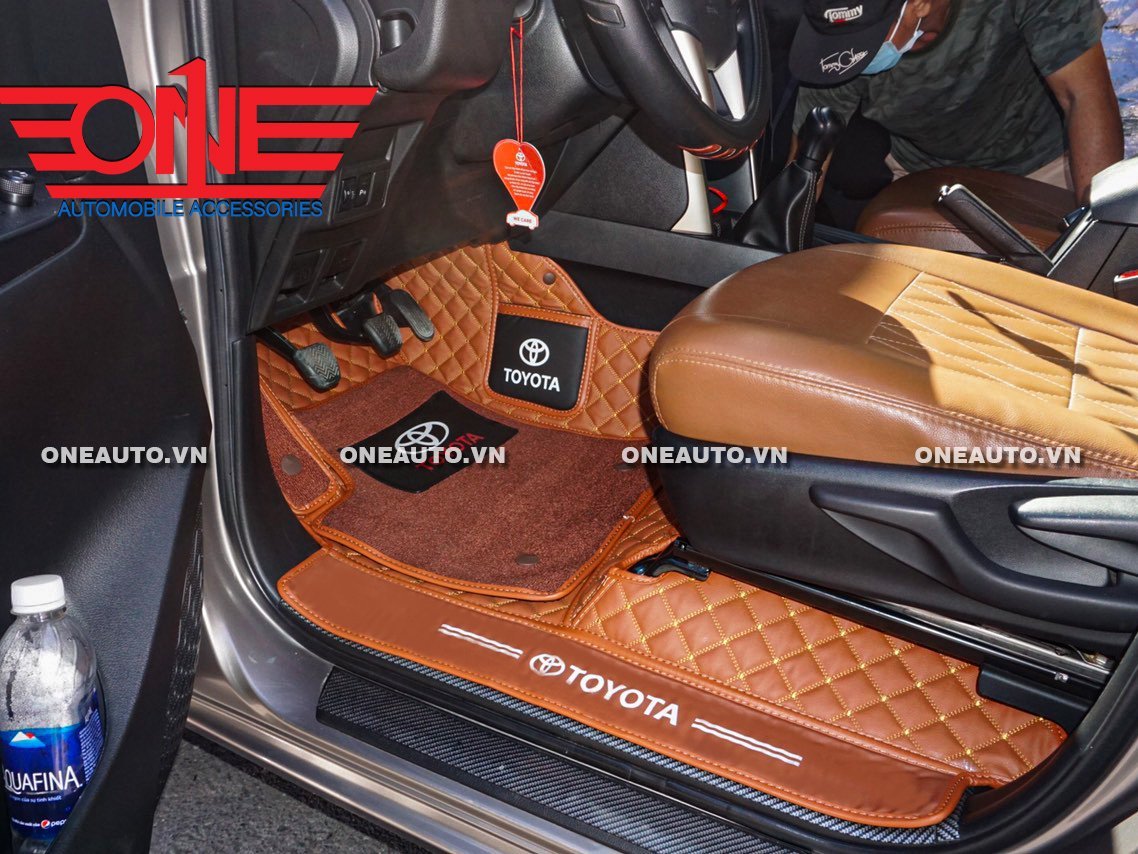Thảm lót sàn ô tô 8D Toyota INNOVA 2006 - 2015 Full viền cửa