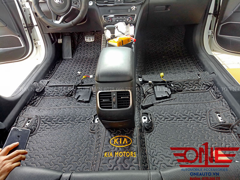 tham-lot-san-one360-xe-kia-k5