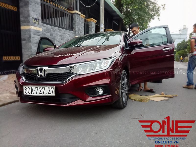 tham-lot-san-oto-honda-city-2019-xe