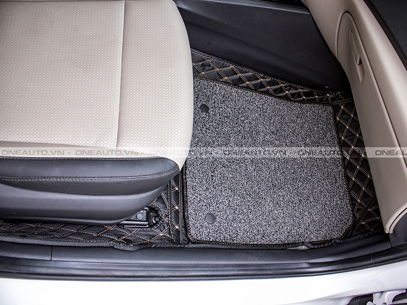 tham-lot-san-oto-hyundai-accent-2020-ghe-phu-2