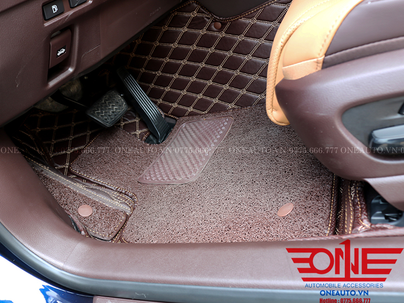 tham-lot-san-oto-lexus-es300h-2020-ghe-tai