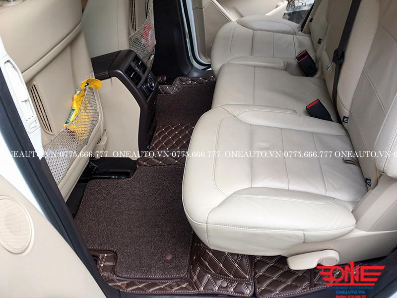 tham-lot-san-oto-mercedes-benz-gls-ghe-sau
