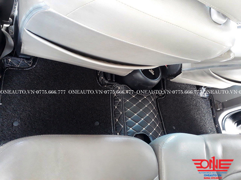tham-lot-san-oto-mitsubishi-grandis-2011-ghe-sau