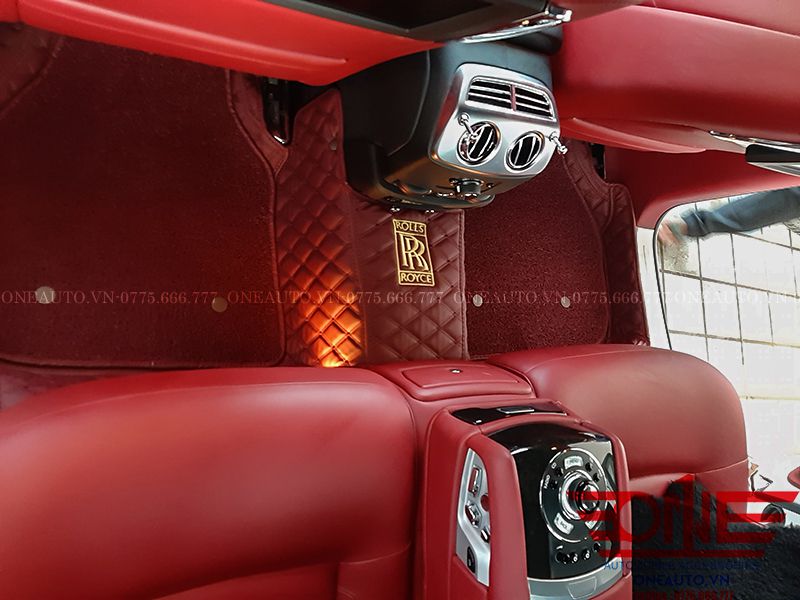 tham-lot-san-oto-rollroyce-ghost-2020-ghe-sau-2