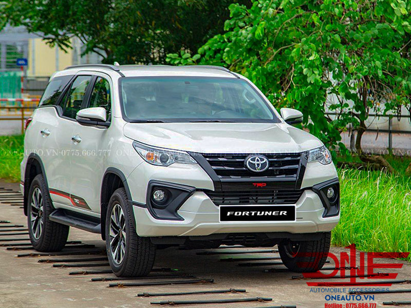 Thảm Lót Sàn Ô Tô Toyota Fortuner 2020