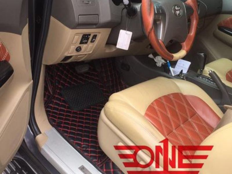 Thảm lót sàn ô tô  cao cấp Toyata Fortunner 2015