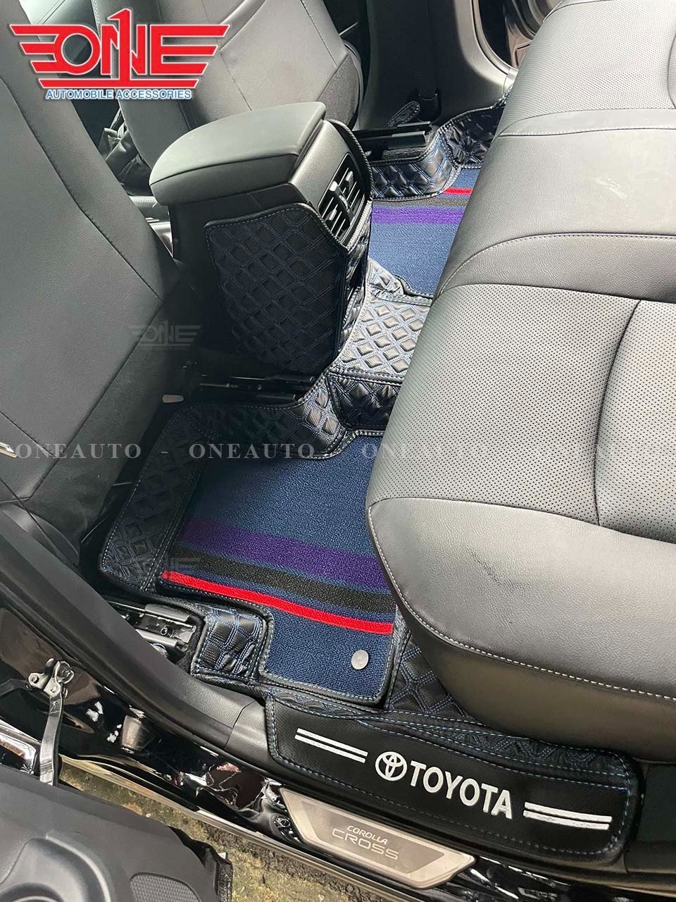Thảm lót sàn ô tô 8D Toyota Cross FULL viền cửa