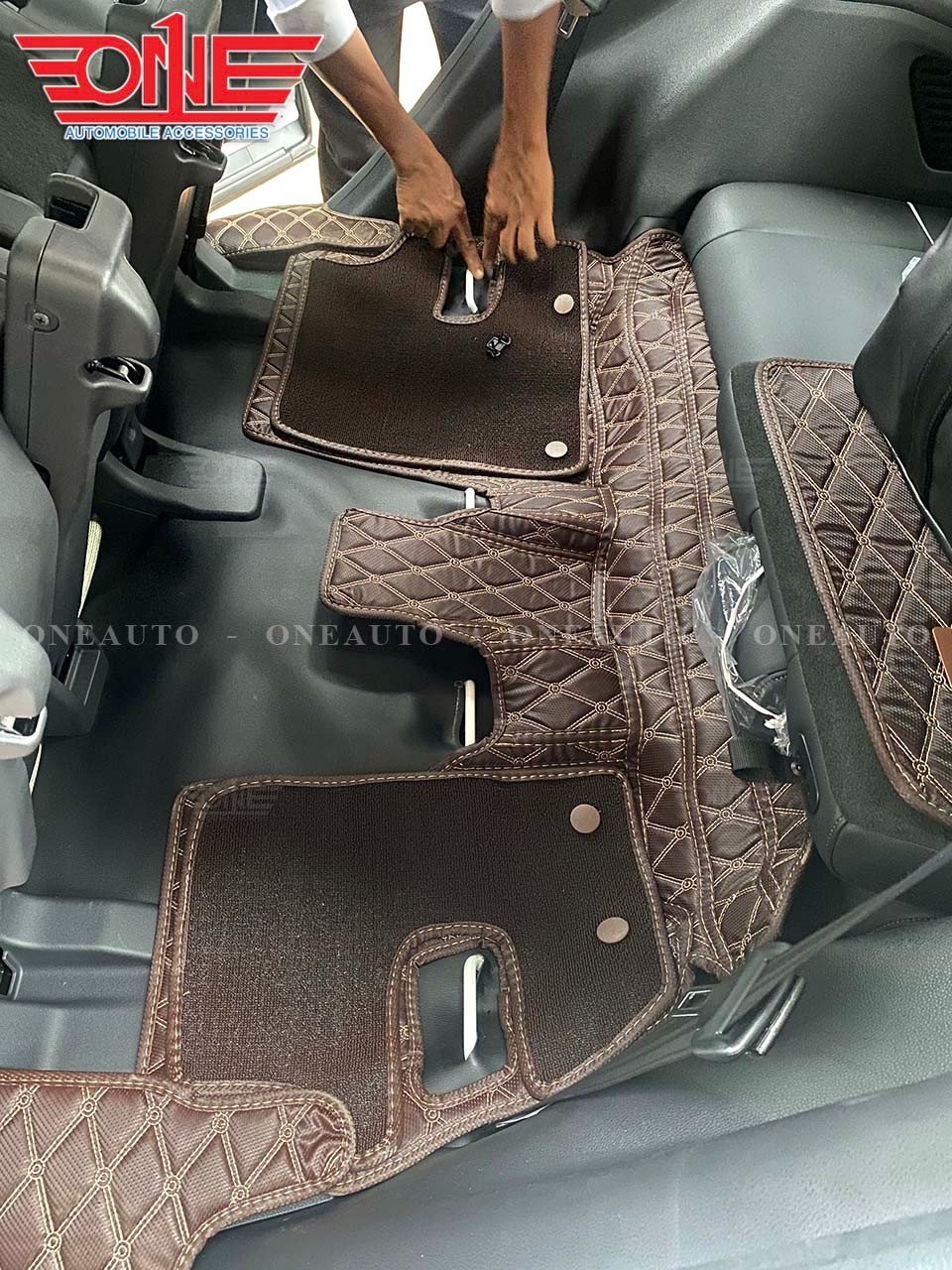 Thảm lót sàn ô tô 8D Honda CRV 2017 - 2023 Full viền cửa