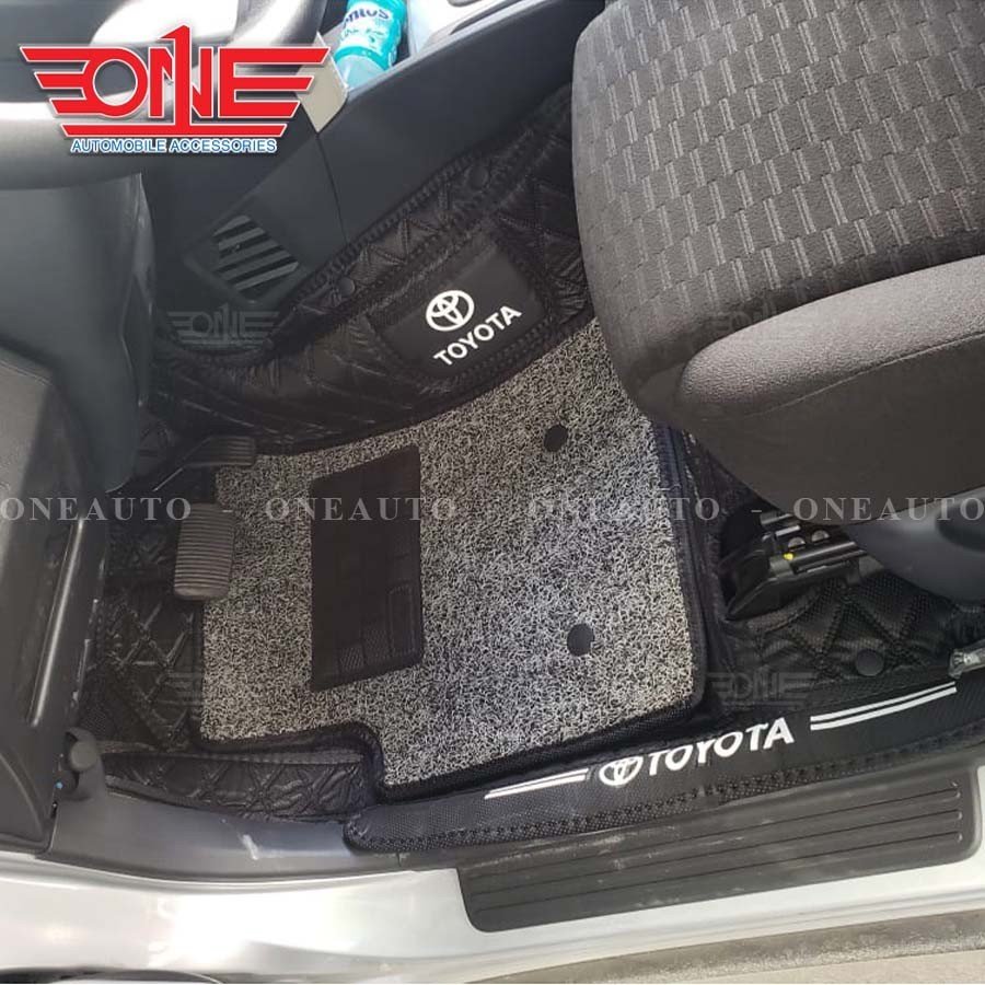 Thảm lót sàn ô tô 8D Toyota Rush
