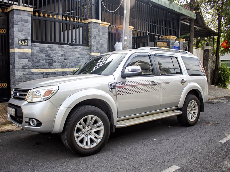 Thảm lót sàn ô tô Ford Everest 2009