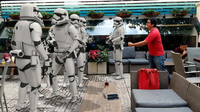 Xu hướng điện thoại 2018 có gì? Nhận diện gương mặt, viền mỏng tầm trung, AI, chip 7nm