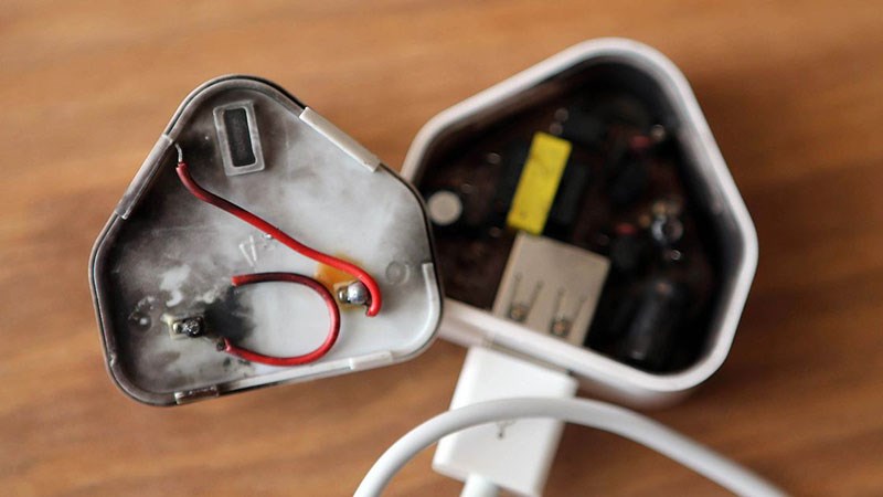 Tại sao không nên mua phụ kiện dỏm, giả, nhái, kém chất lượng?