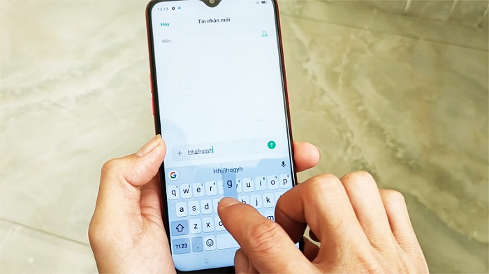 Màn hình đơ mà bạn cứ cố vuốt có thể khiến máy từ “đơ nhẹ” thành “liệt hẳn”!