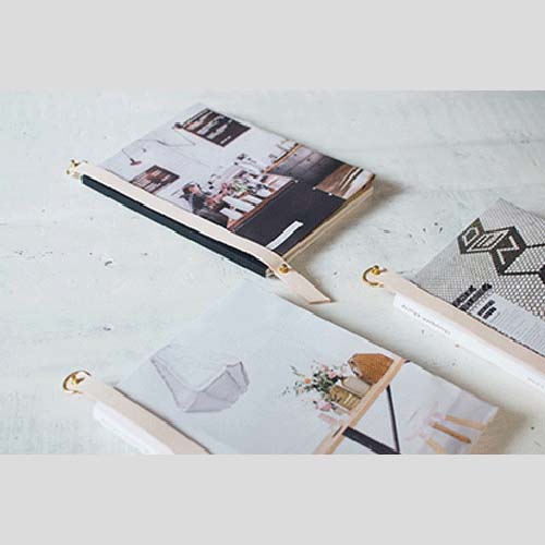 Lôi sách báo xinh đẹp ra chưng với kiểu kệ sách độc đáo