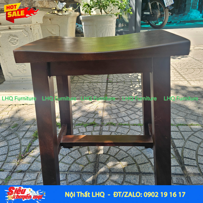 Ghế Đôn Vintage – Giằng Ngang Dọc Vuông Vắn, Chắc Chắn, Đẹp Tinh Tế