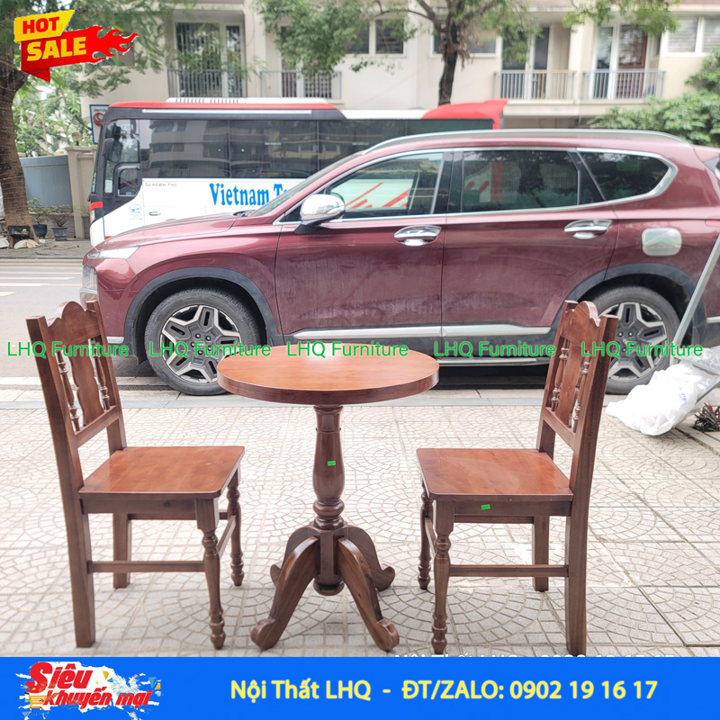 Bàn Vintage Tròn 60 – Cột Tròn Tiện, Bốn Đế Vững, Phong Cách Cổ Điển