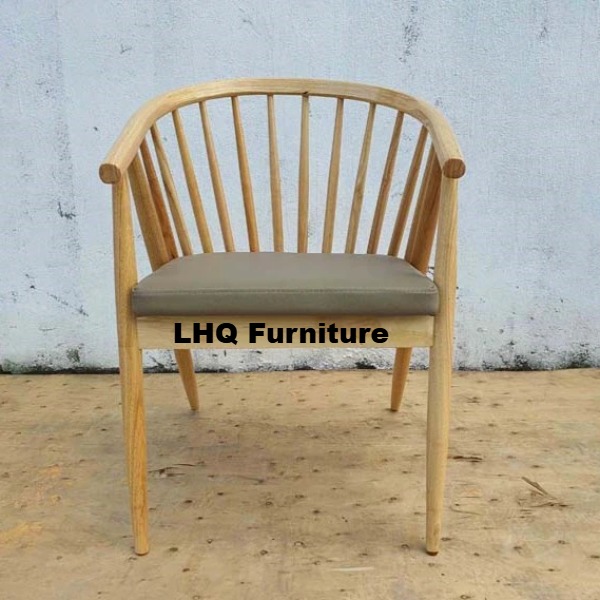 Bộ Bàn Ăn Chân Sao + 2 Ghế 12 Nan – Thoáng Mát, Chắc Chắn – LHQ Furniture