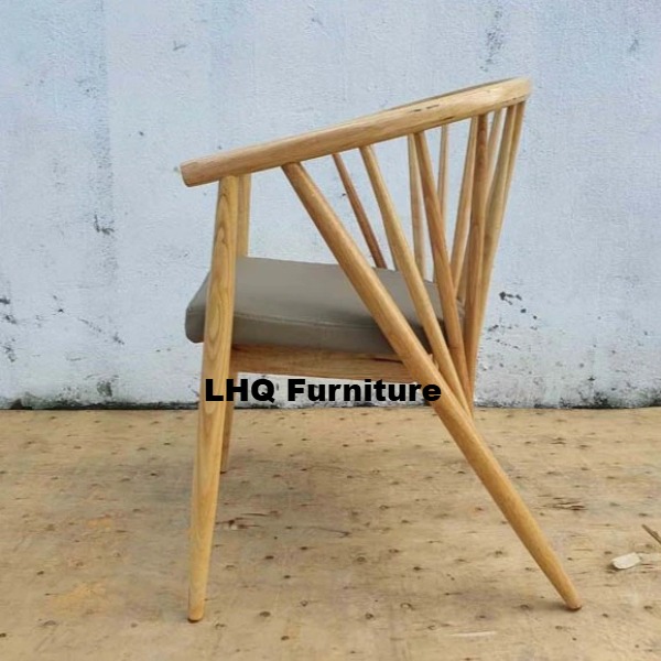 Bộ Bàn Ăn Chân Sao + 2 Ghế 12 Nan – Thoáng Mát, Chắc Chắn – LHQ Furniture