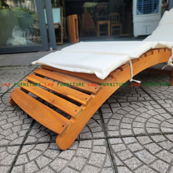 Ghế hồ bơi xếp gọn – Thiết kế uốn cong, kết cấu chắc chắn, đa năng, có thể dùng thêm nệm tại LHQ Furniture