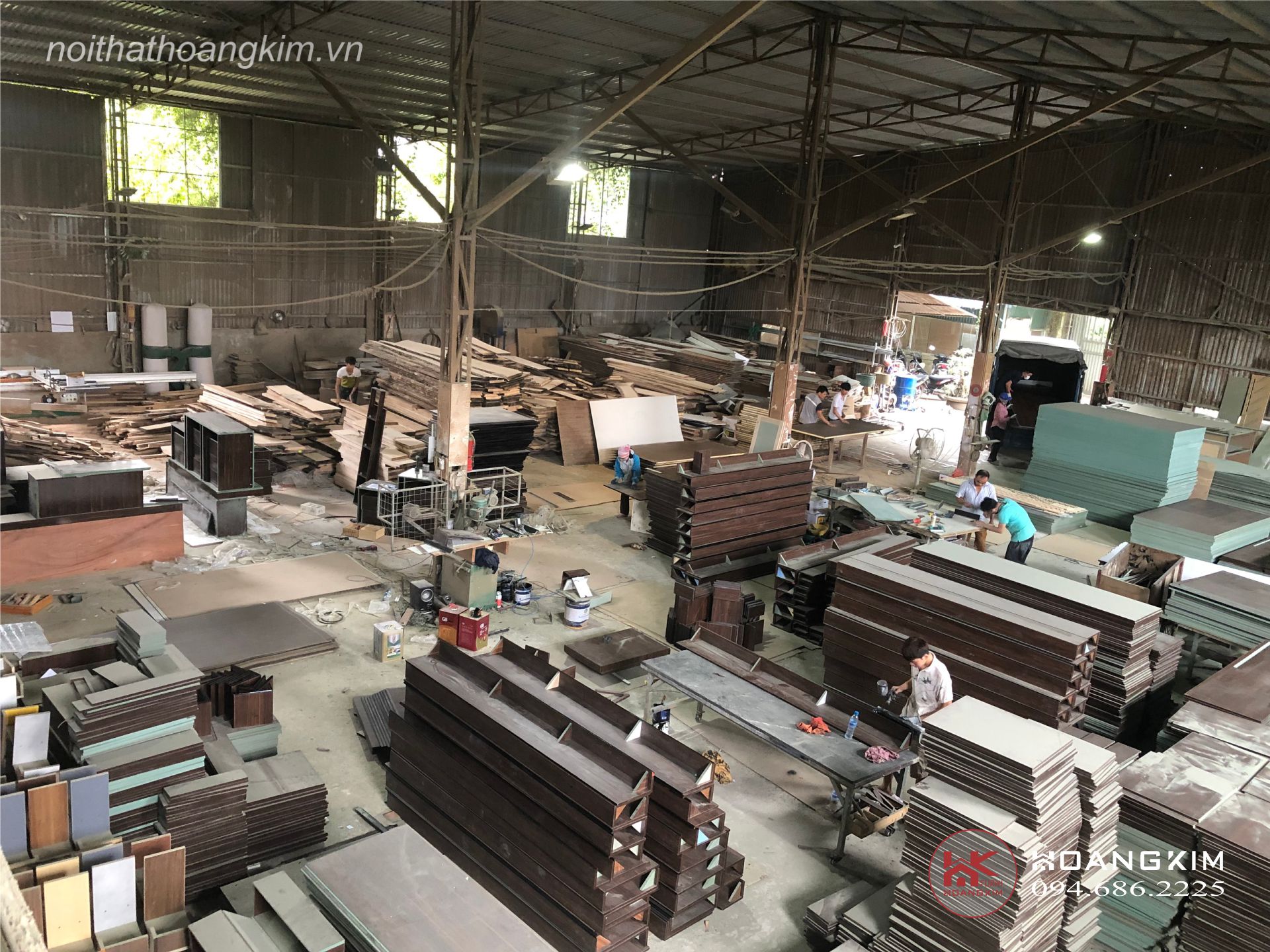 Xưởng gỗ công nghiệp tại Hà Nội